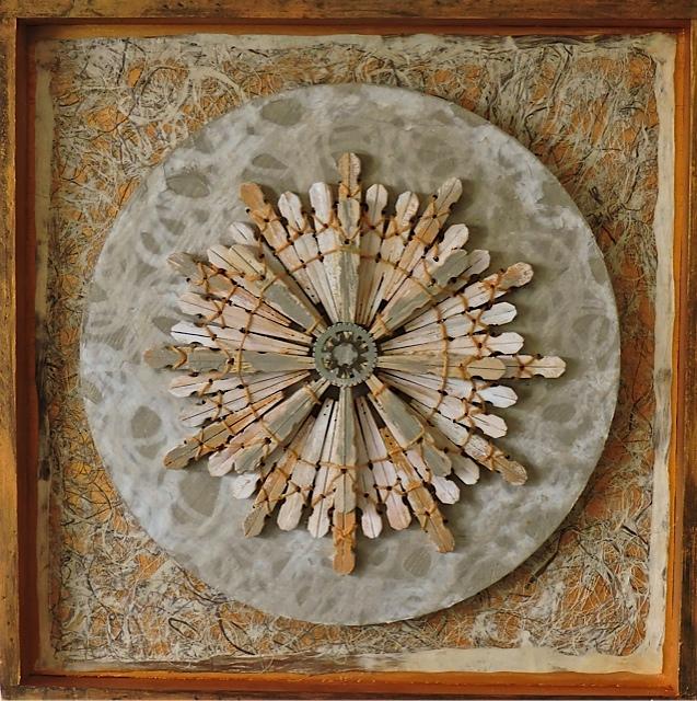 Bondage art, Clothespin art